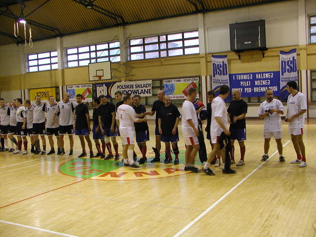 Zdjęcie: I Turniej Halowej Piłki Nożnej Grupy PSB